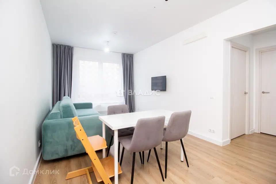 Продаётся 3-комнатная квартира, 81.8 м²