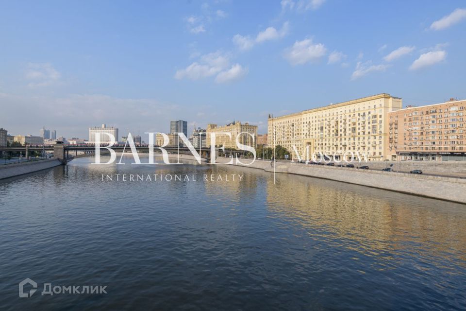 Продаётся 3-комнатная квартира, 103 м²