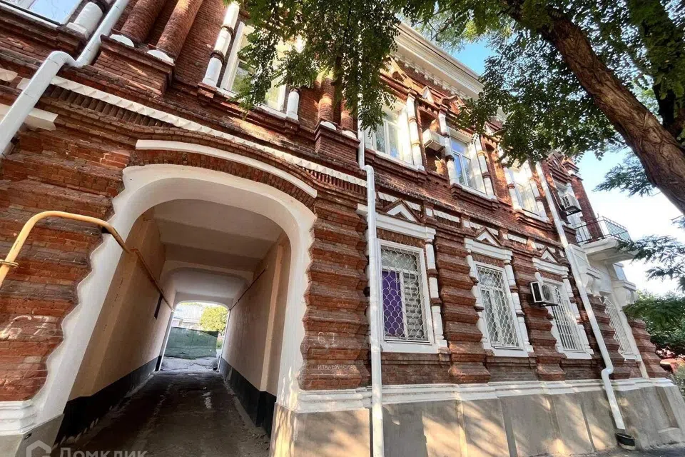 Продаётся 3-комнатная квартира, 60.3 м²