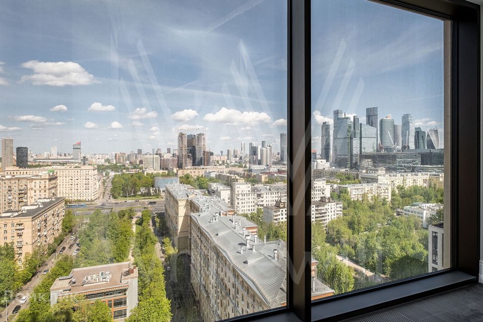 Продаётся 3-комнатная квартира, 87 м²