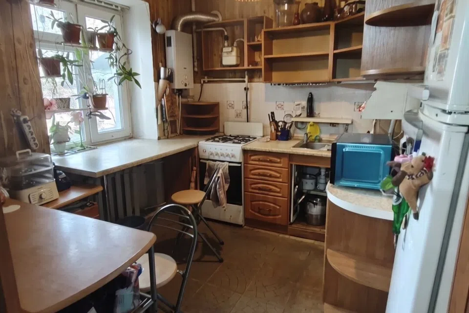 Продаётся 3-комнатная квартира, 56.4 м²