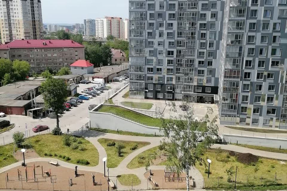 Продаётся 1-комнатная квартира, 42.8 м²