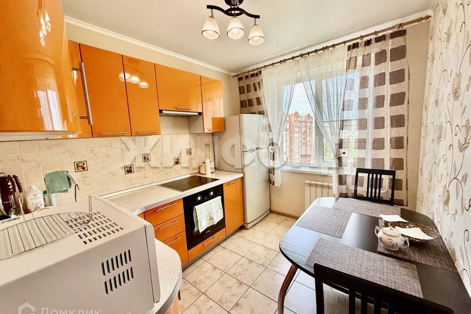 Продаётся 3-комнатная квартира, 65.8 м²