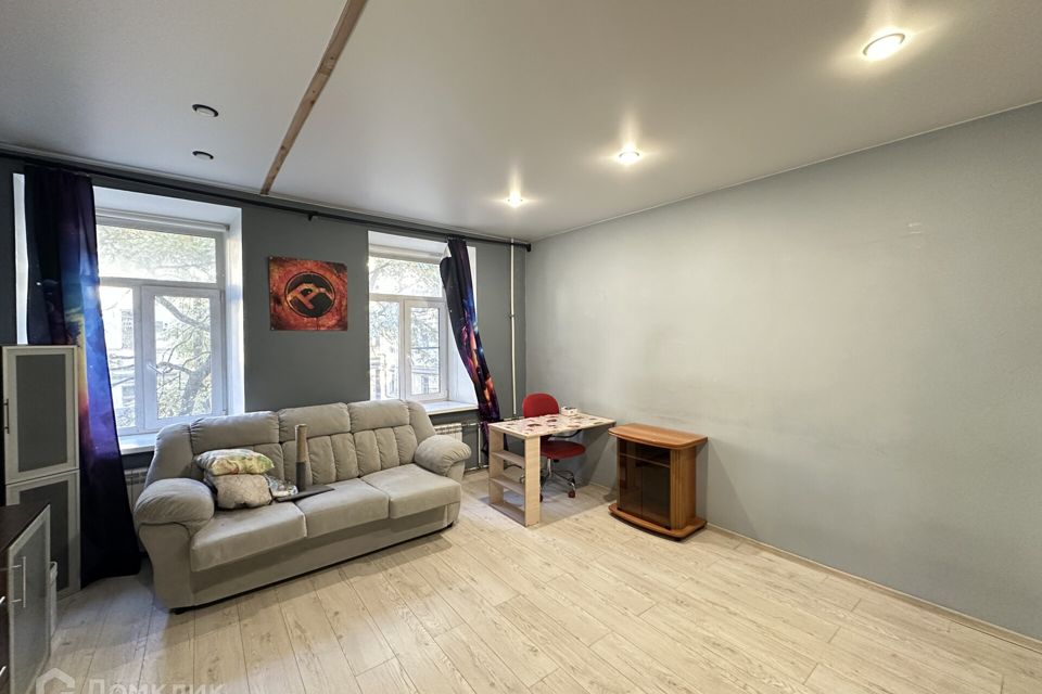 Продаётся 3-комнатная квартира, 69.7 м²