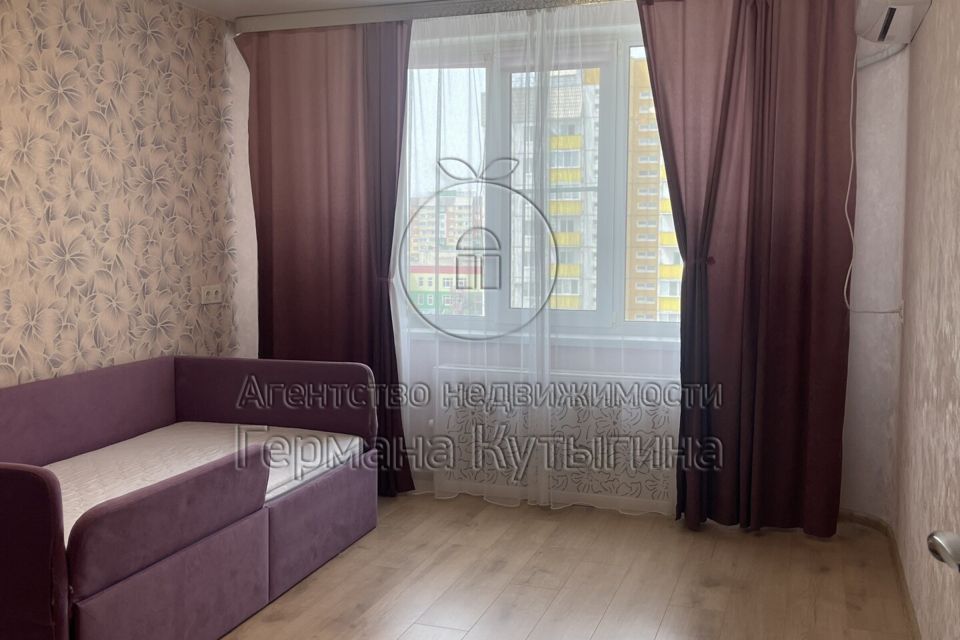 Продаётся 3-комнатная квартира, 71.8 м²