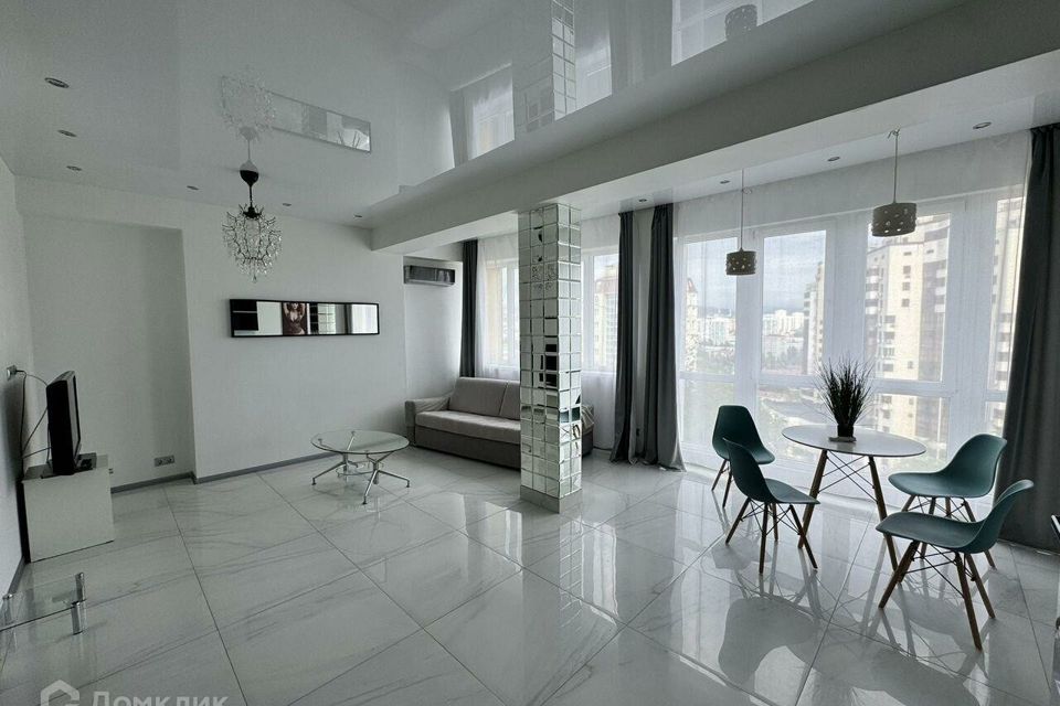 Сдаётся 2-комнатная квартира, 54 м²