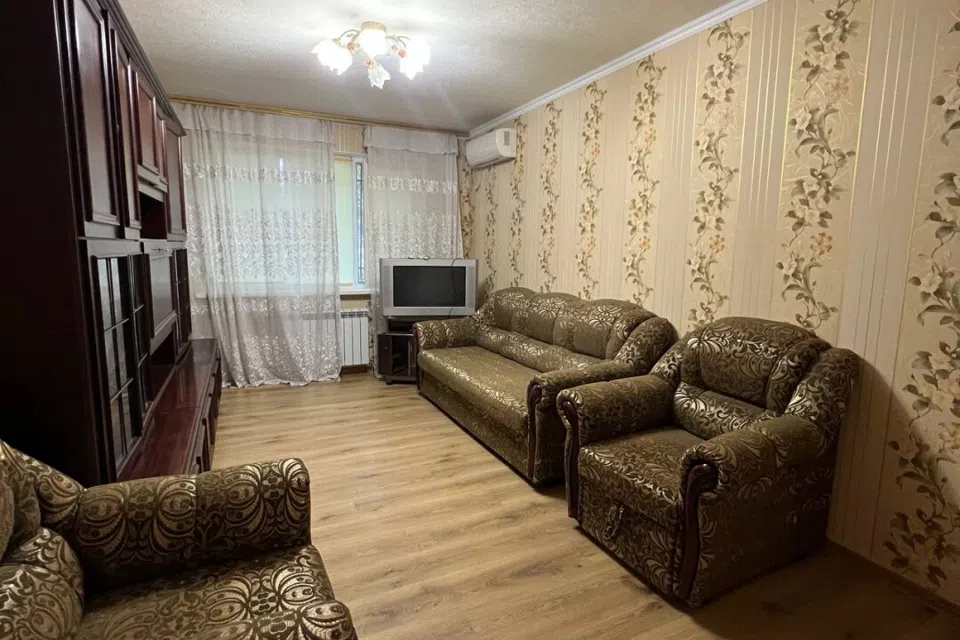 Продаётся 3-комнатная квартира, 56 м²