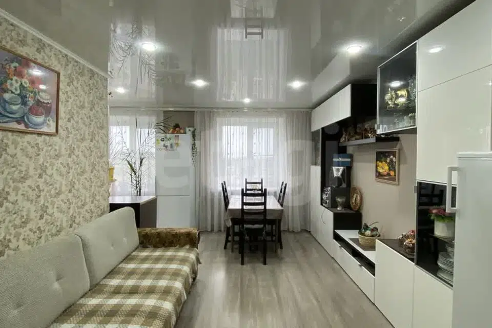 Продаётся 3-комнатная квартира, 59.6 м²