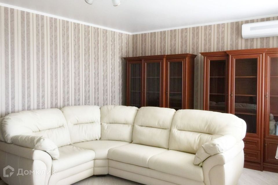 Сдаётся 3-комнатная квартира, 110 м²
