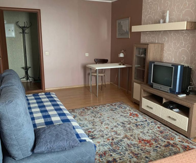 Сдаётся 1-комнатная квартира, 38 м²