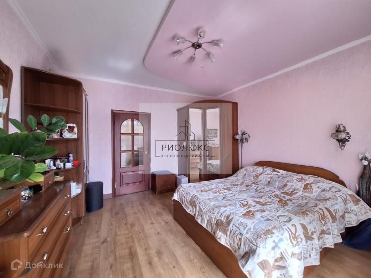Продаётся 3-комнатная квартира, 90.2 м²