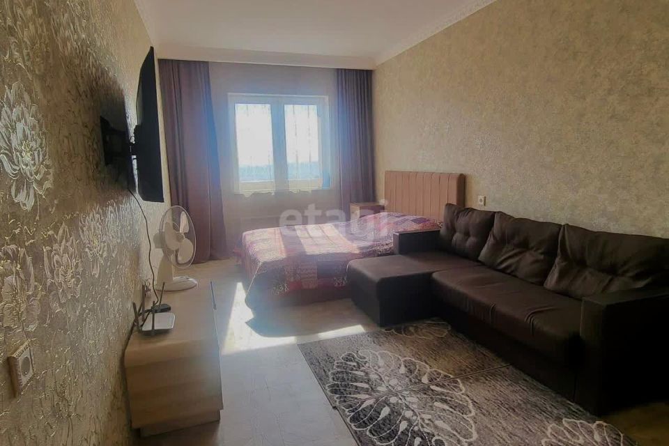 Продаётся 1-комнатная квартира, 41.2 м²
