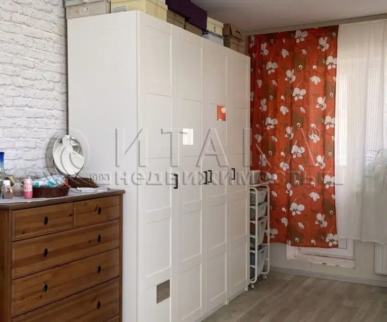 Продаётся 1-комнатная квартира, 41.2 м²