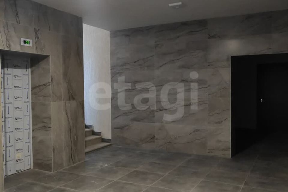 Продаётся 1-комнатная квартира, 40.4 м²
