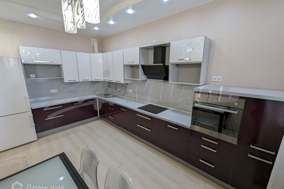 Сдаётся 3-комнатная квартира, 102.5 м²