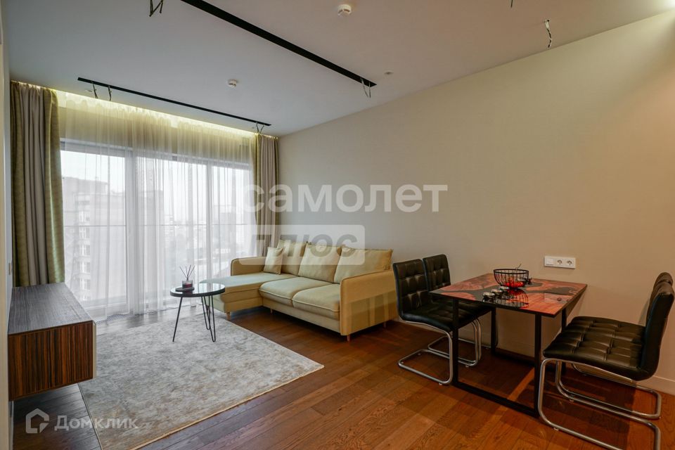 Продаётся 2-комнатная квартира, 57 м²