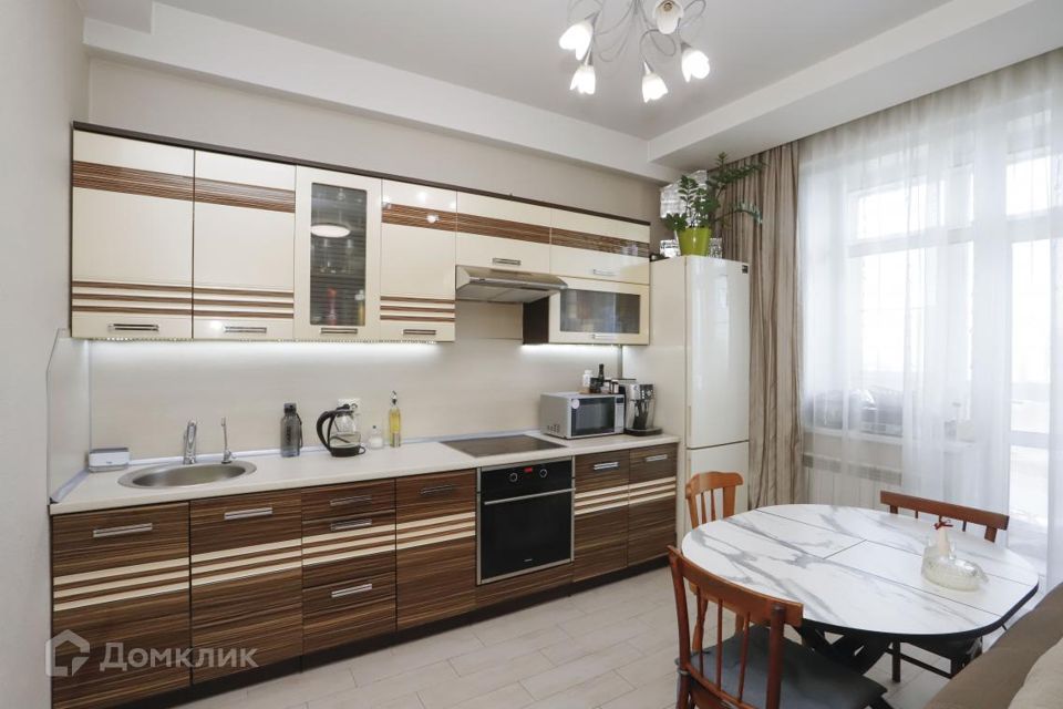 Продаётся 2-комнатная квартира, 62 м²