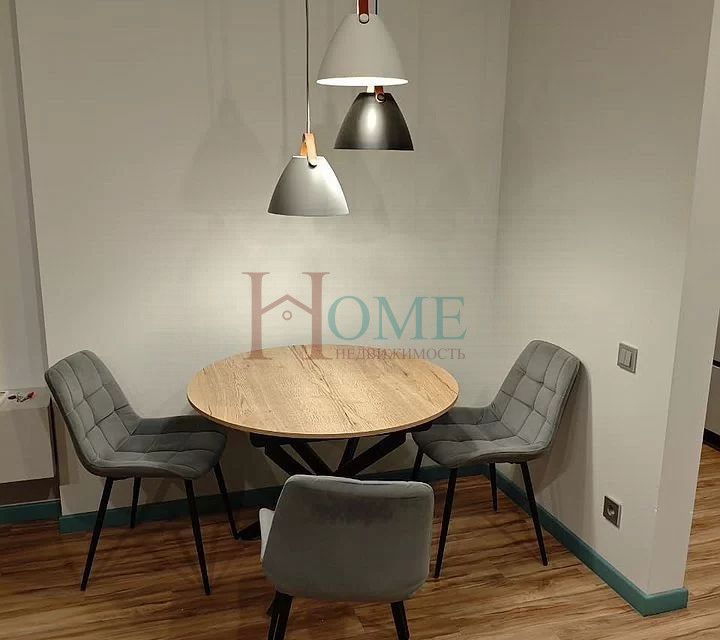 Сдаётся 2-комнатная квартира, 60 м²