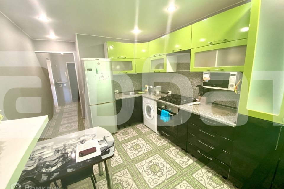 Продаётся 1-комнатная квартира, 40.6 м²