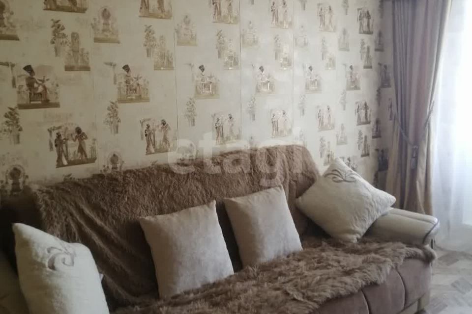 Продаётся 4-комнатная квартира, 86 м²