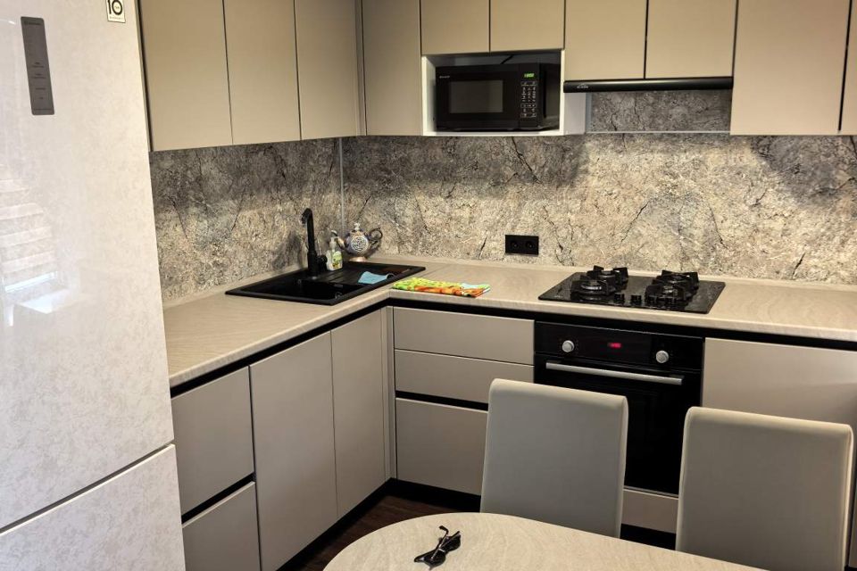 Сдаётся 2-комнатная квартира, 50.1 м²