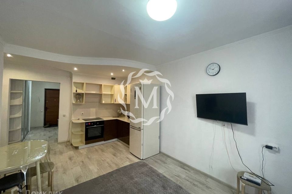 Продаётся 1-комнатная квартира, 44.7 м²