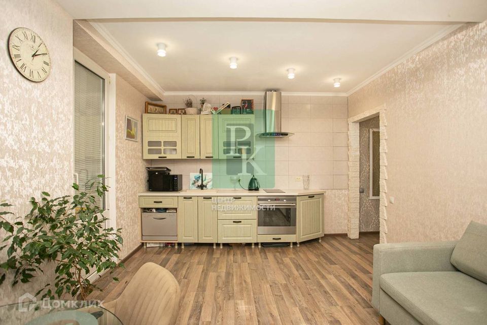 Продаётся 1-комнатная квартира, 44.2 м²