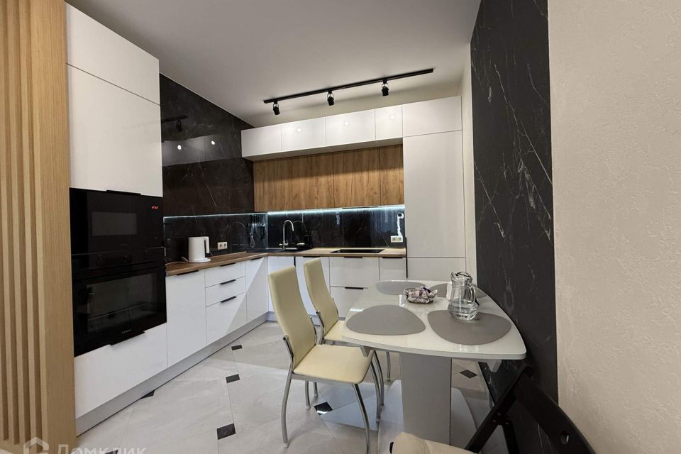 Сдаётся 1-комнатная квартира, 47 м²