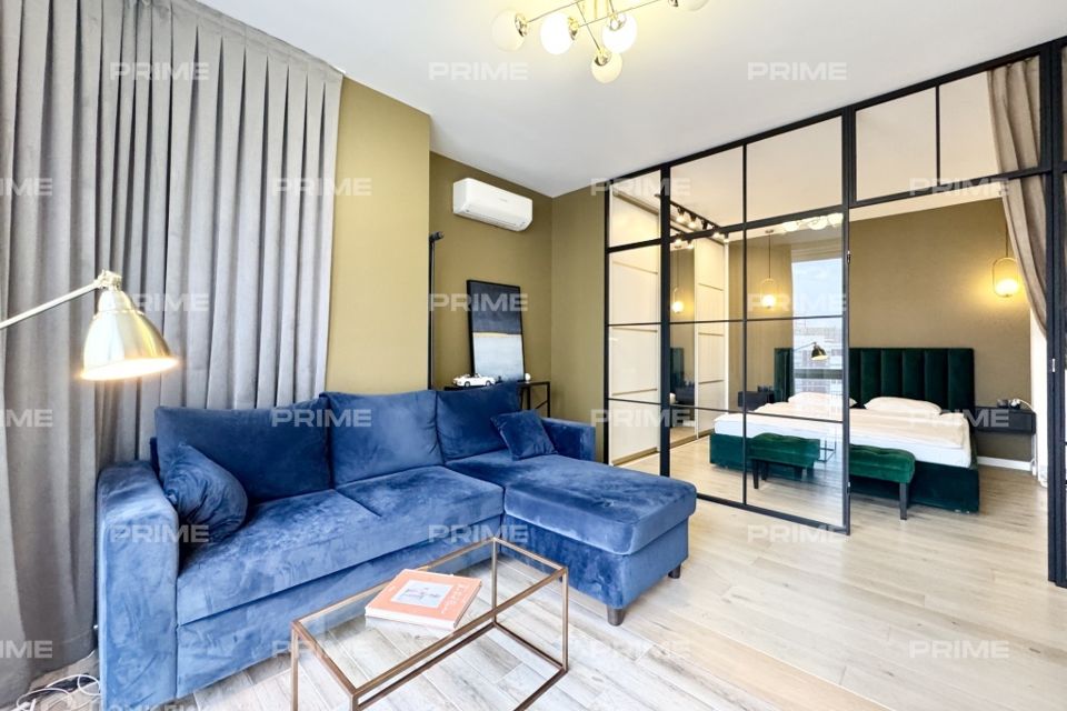 Продаётся 1-комнатная квартира, 52 м²