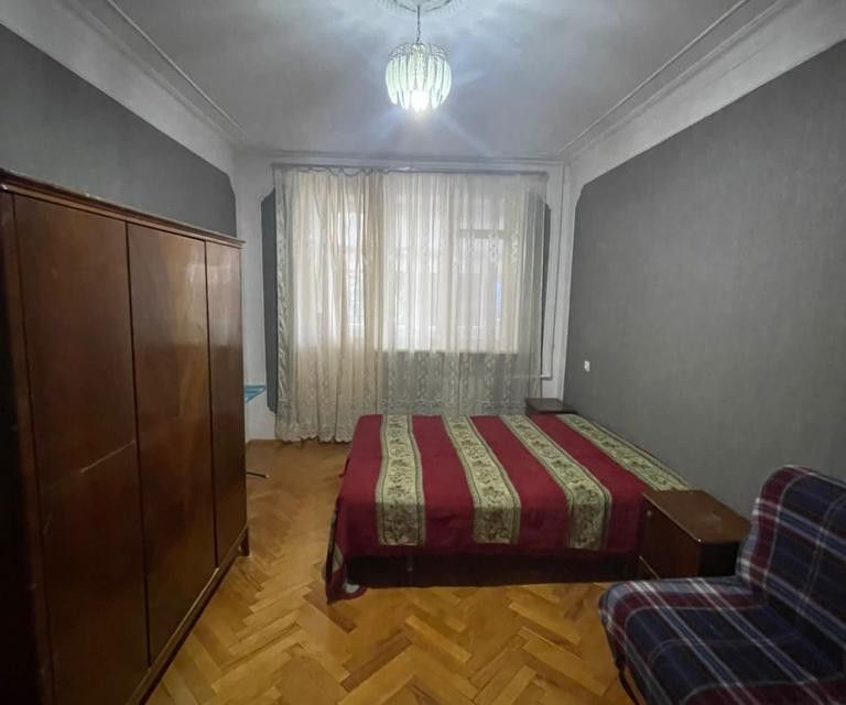 Продаётся 5-комнатная квартира, 120 м²
