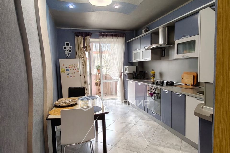 Сдаётся 2-комнатная квартира, 59.2 м²