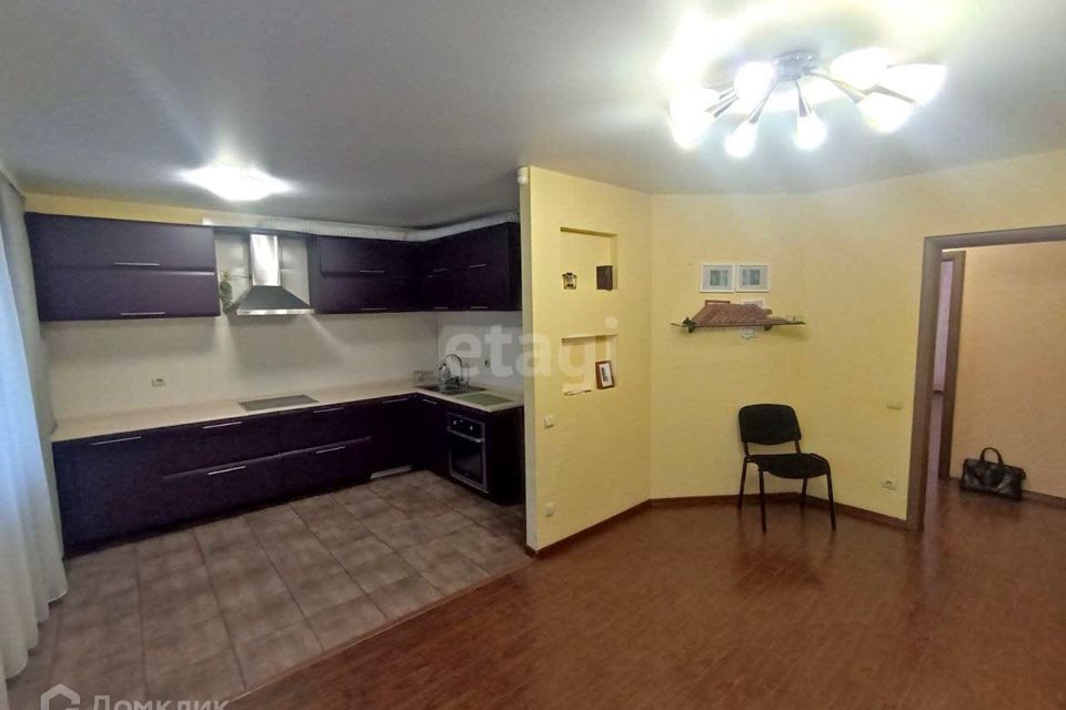 Сдаётся 4-комнатная квартира, 86 м²