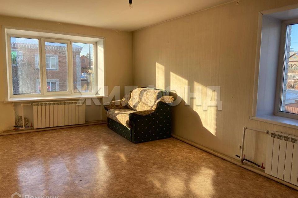Продаётся 3-комнатная квартира, 63.6 м²