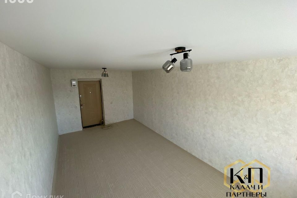 Продаётся комната в 10-комн. квартире, 18.4 м²