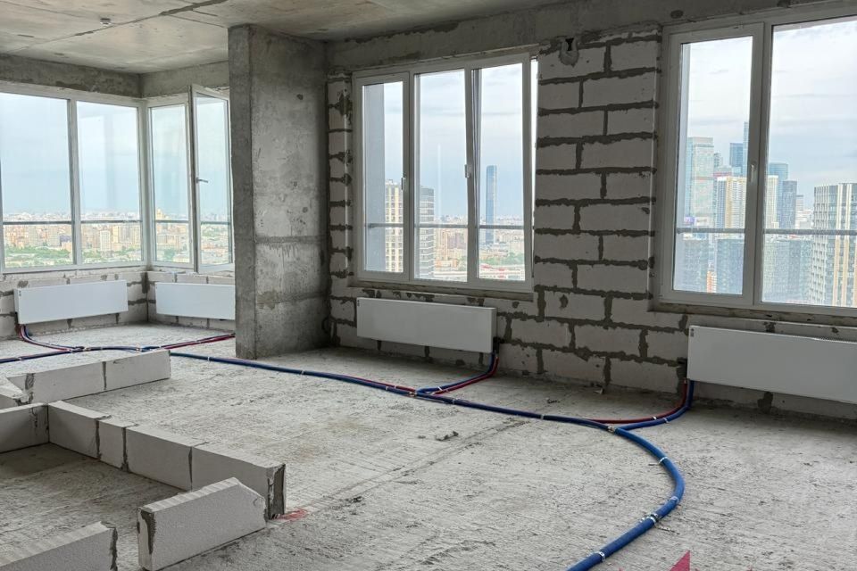Продаётся 3-комнатная квартира, 109.6 м²
