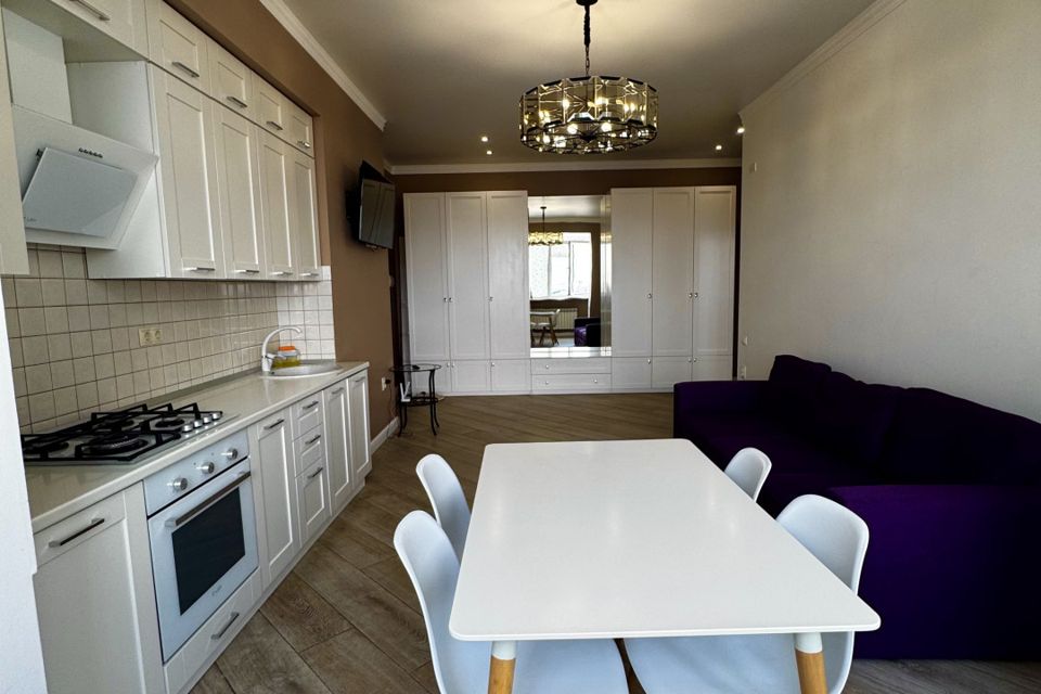 Сдаётся 2-комнатная квартира, 60 м²