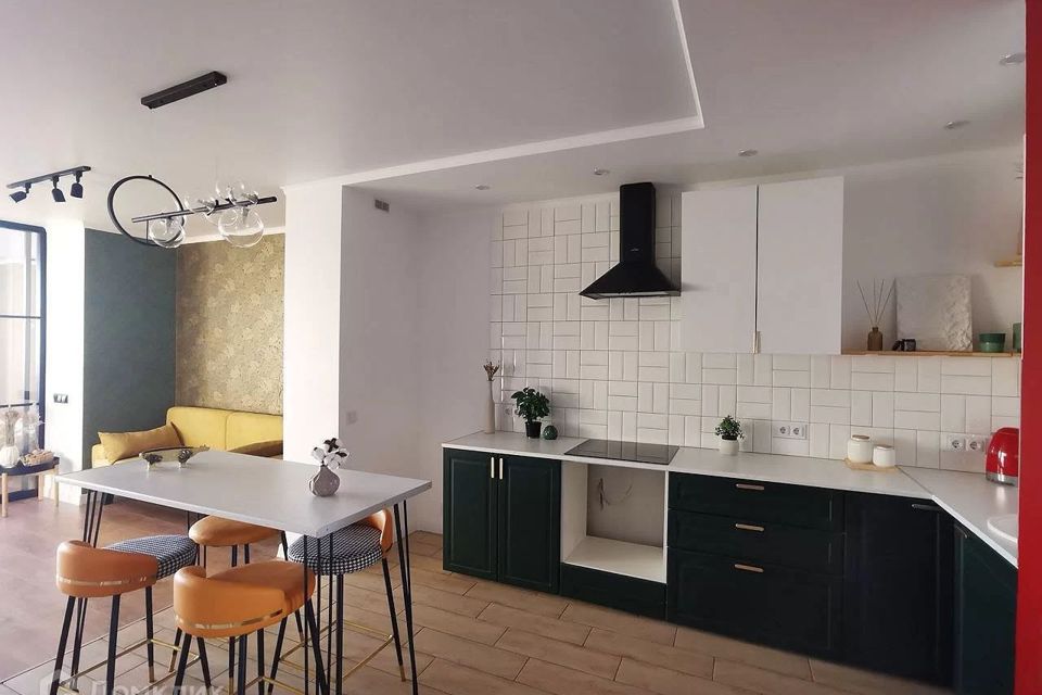 Продаётся 1-комнатная квартира, 50 м²
