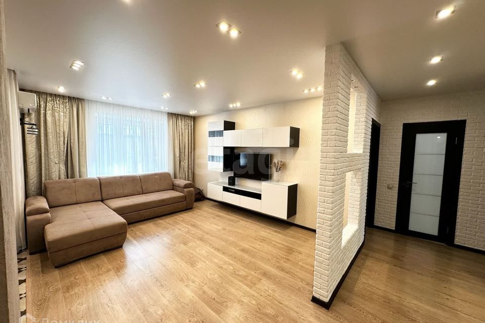 Продаётся 2-комнатная квартира, 81.4 м²