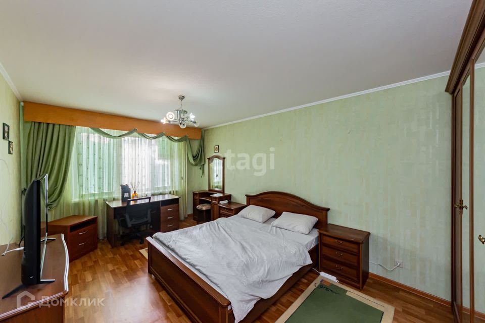 Продаётся 3-комнатная квартира, 91.8 м²