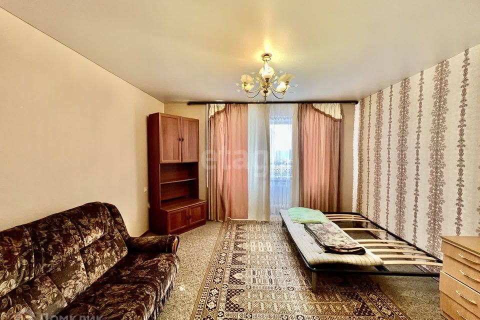 Продаётся 2-комнатная квартира, 56.8 м²