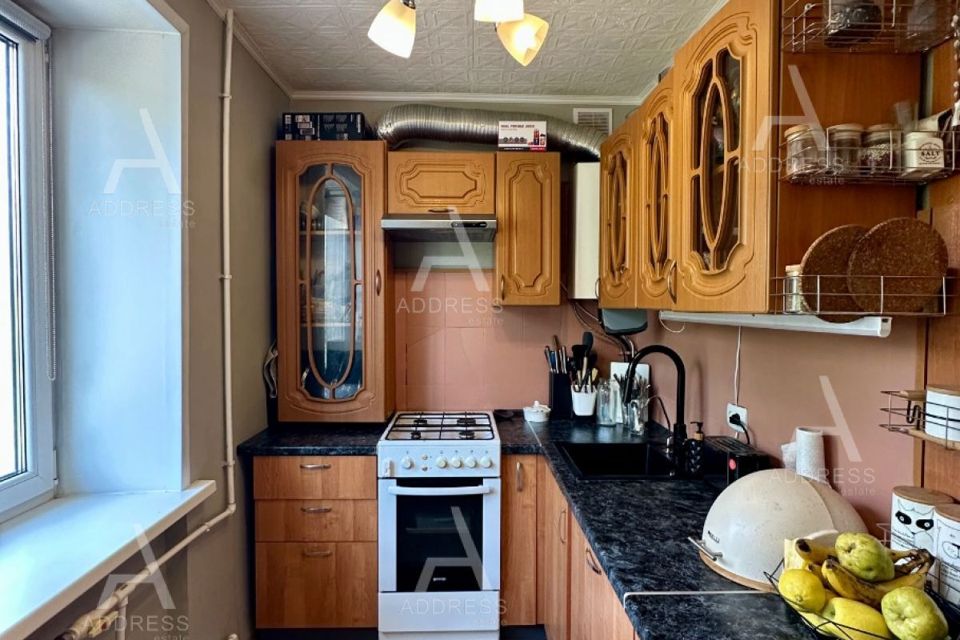 Продаётся 4-комнатная квартира, 81.5 м²