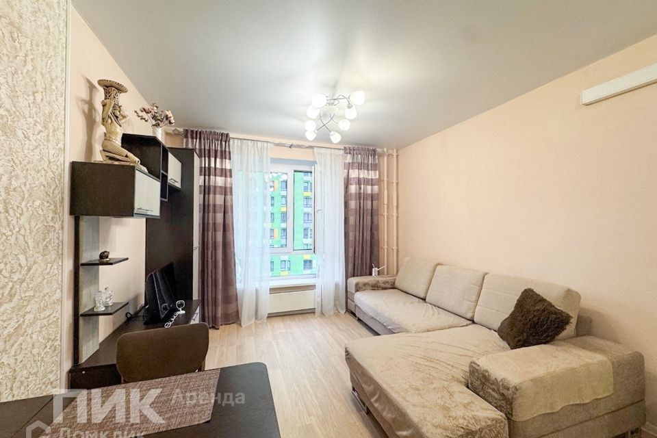 Сдаётся 1-комнатная квартира, 39 м²