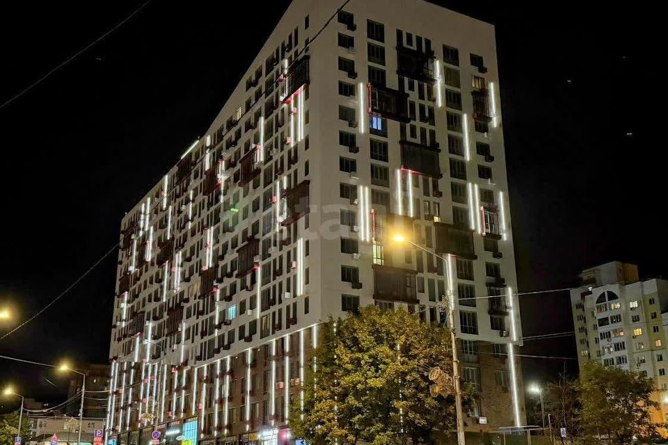 Продаётся 1-комнатная квартира, 53.8 м²