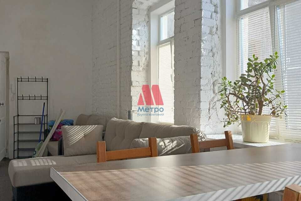 Сдаётся 2-комнатная квартира, 54.7 м²