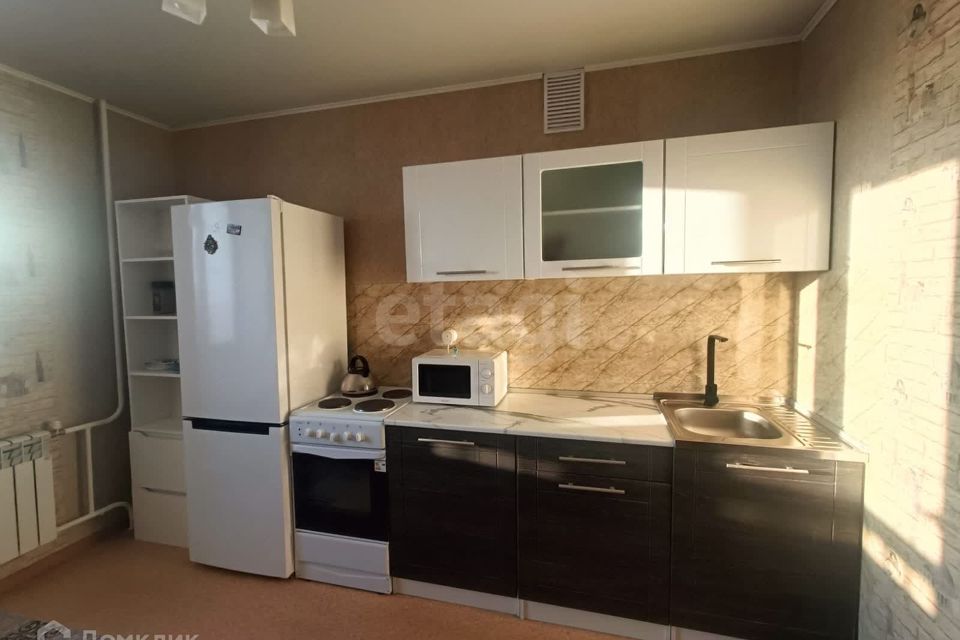 Сдаётся 1-комнатная квартира, 38 м²