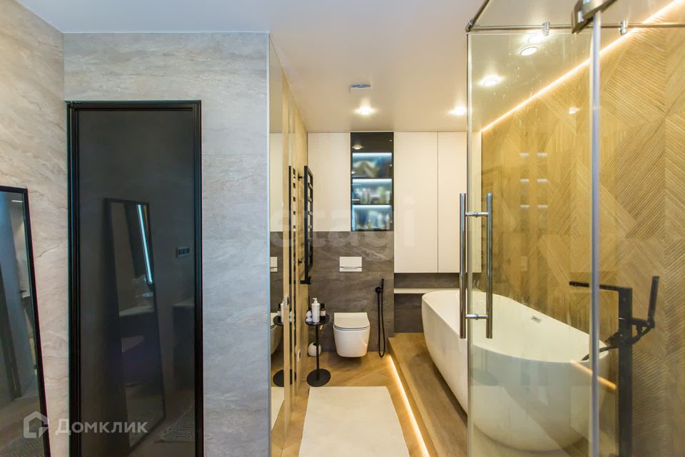 Продаётся 3-комнатная квартира, 69.7 м²