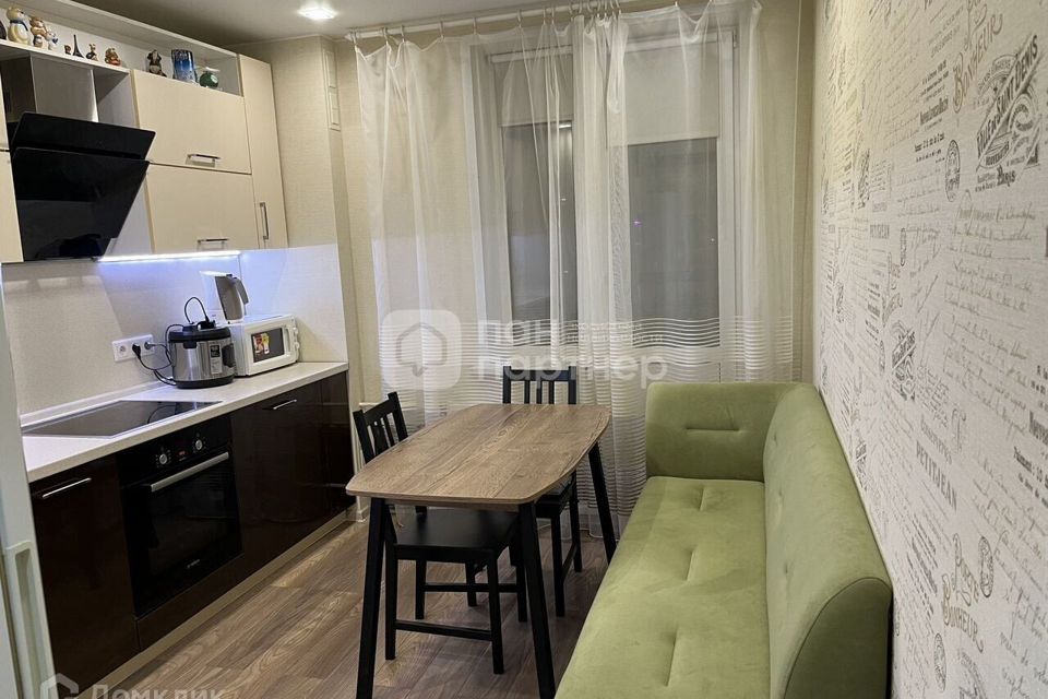 Продаётся 2-комнатная квартира, 59.3 м²