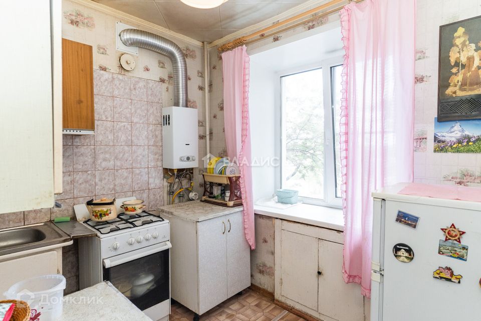 Продаётся 3-комнатная квартира, 63.6 м²