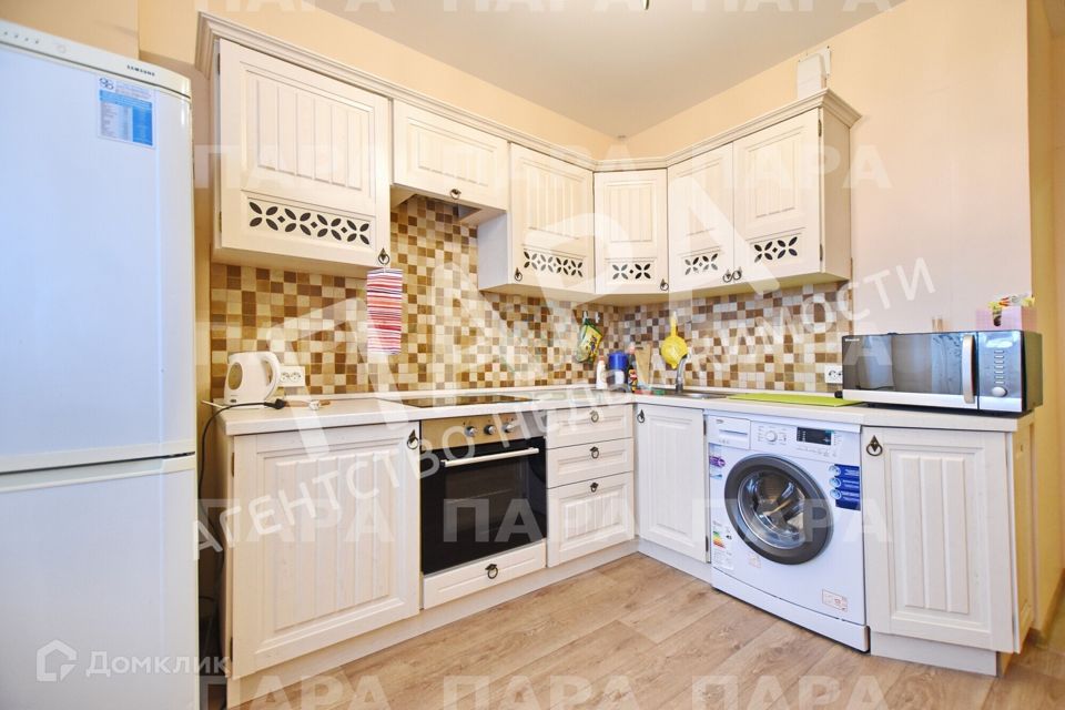Сдаётся 1-комнатная квартира, 38 м²