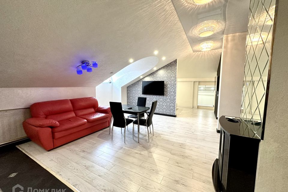 Продаётся 2-комнатная квартира, 53.2 м²
